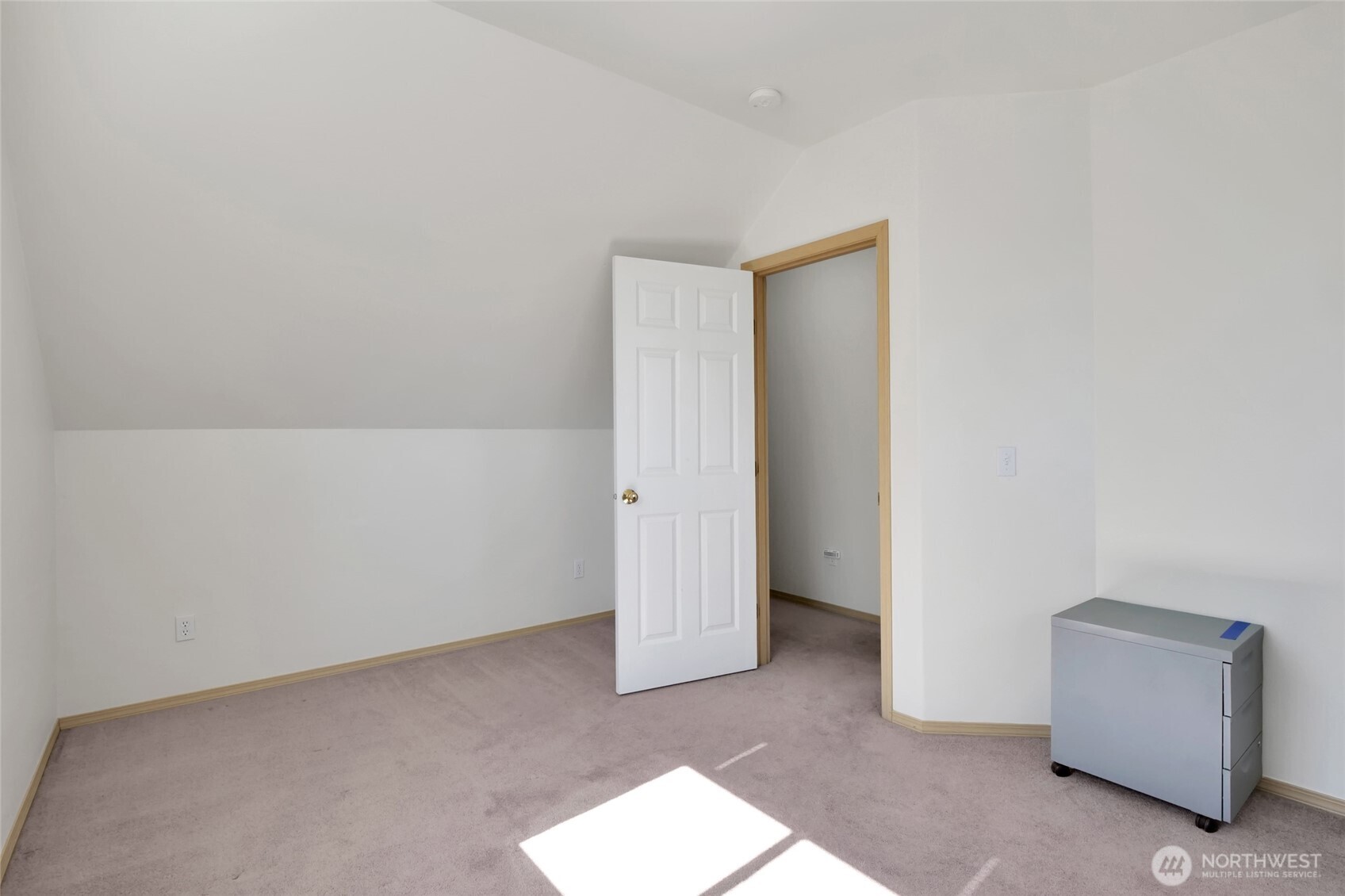 901 W Windrose Drive , Moses Lake, WA 98837