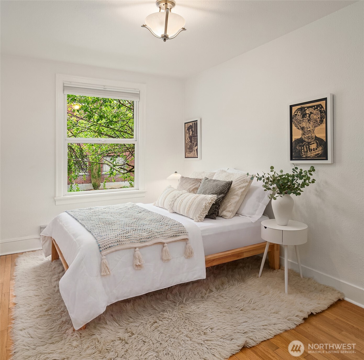 404 E Harrison Street #101, Seattle, WA 98102