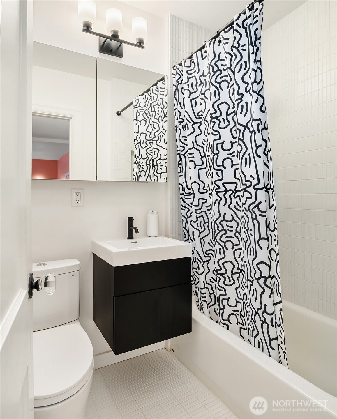 404 E Harrison Street #101, Seattle, WA 98102