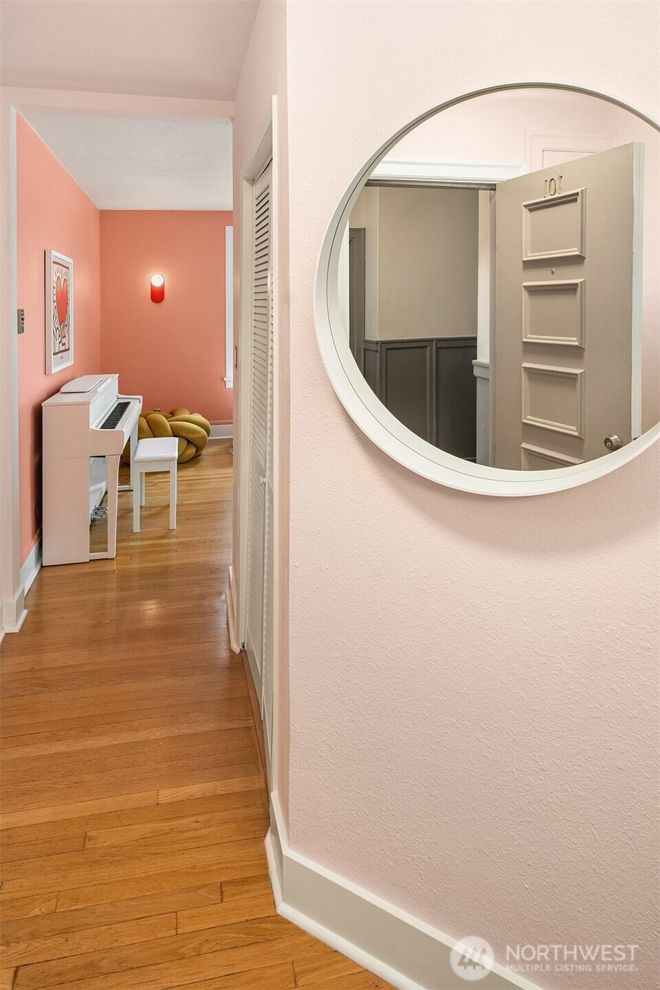 404 E Harrison Street #101, Seattle, WA 98102