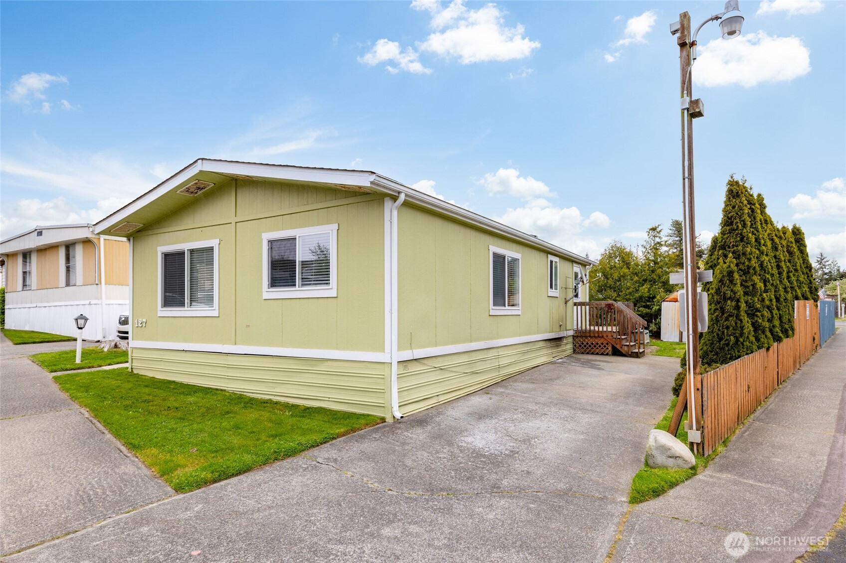 700 NW Crosby #127, Oak Harbor, WA 98277
