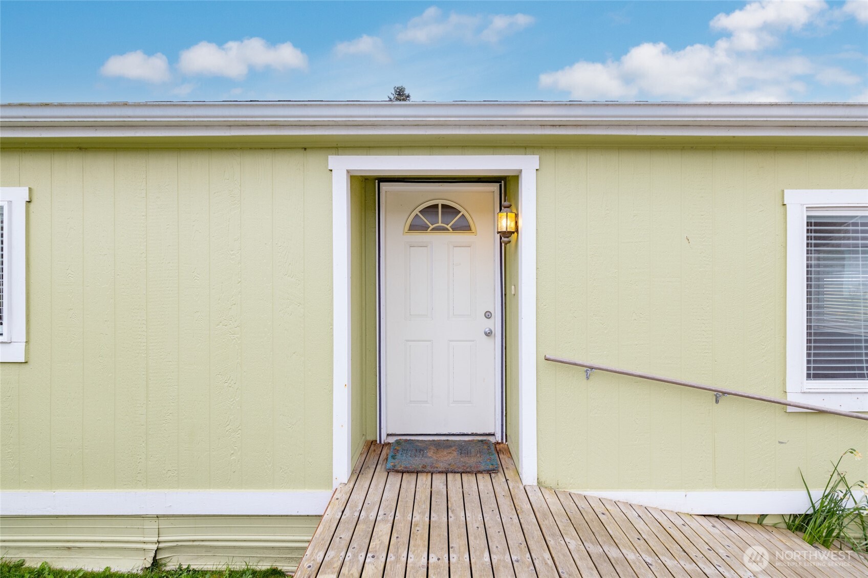 700 NW Crosby #127, Oak Harbor, WA 98277
