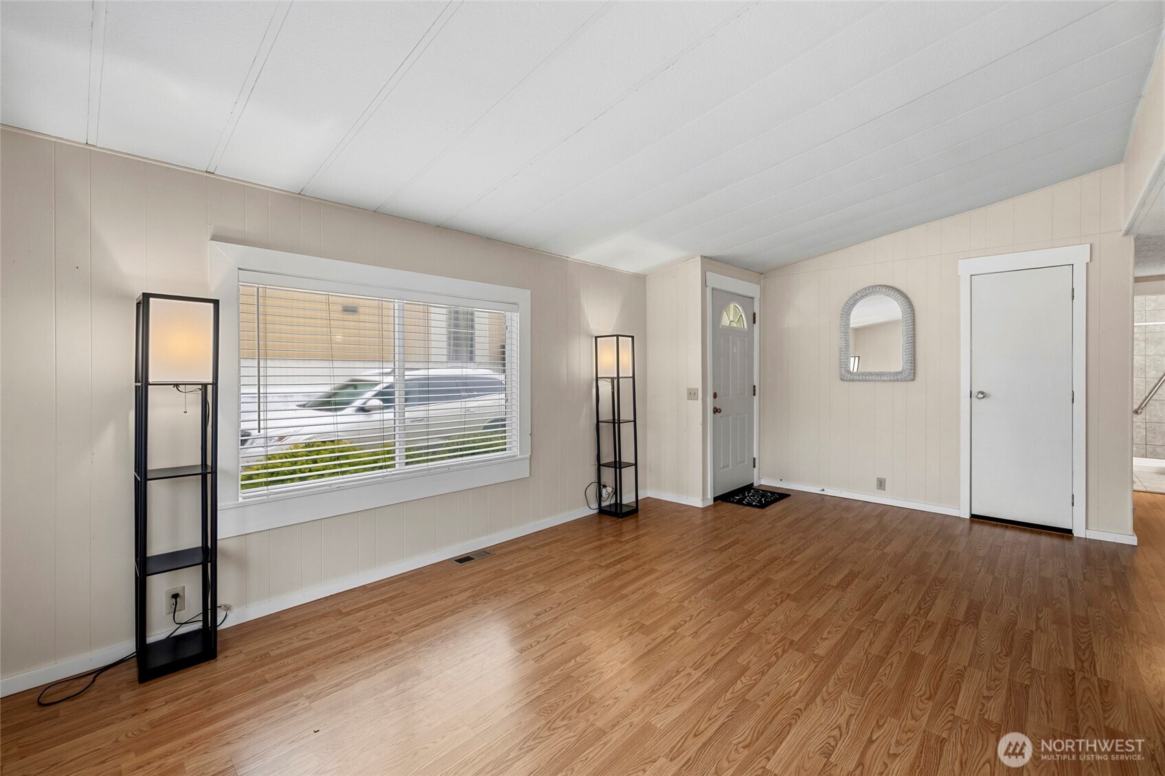 700 NW Crosby #127, Oak Harbor, WA 98277