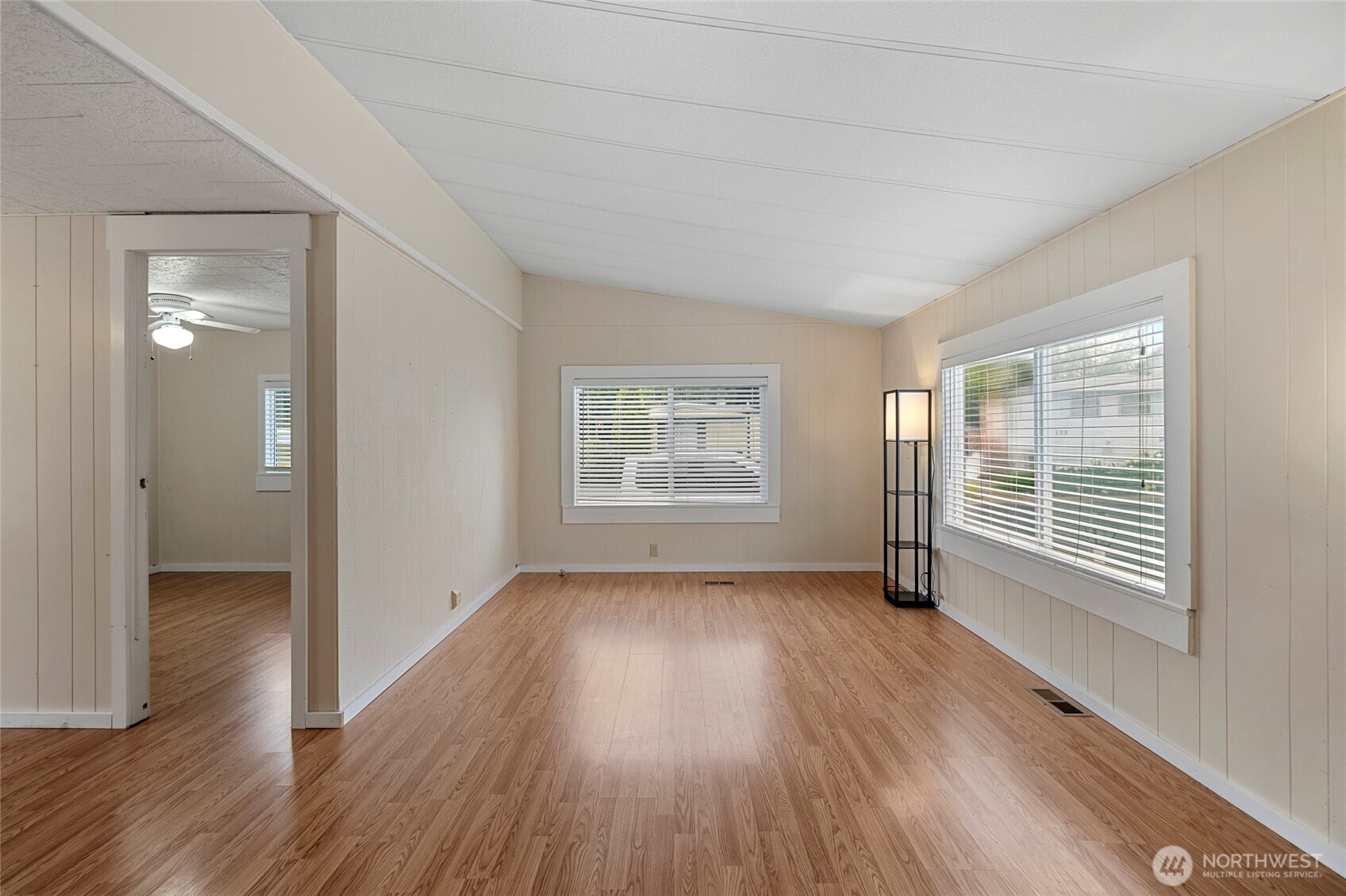 700 NW Crosby #127, Oak Harbor, WA 98277
