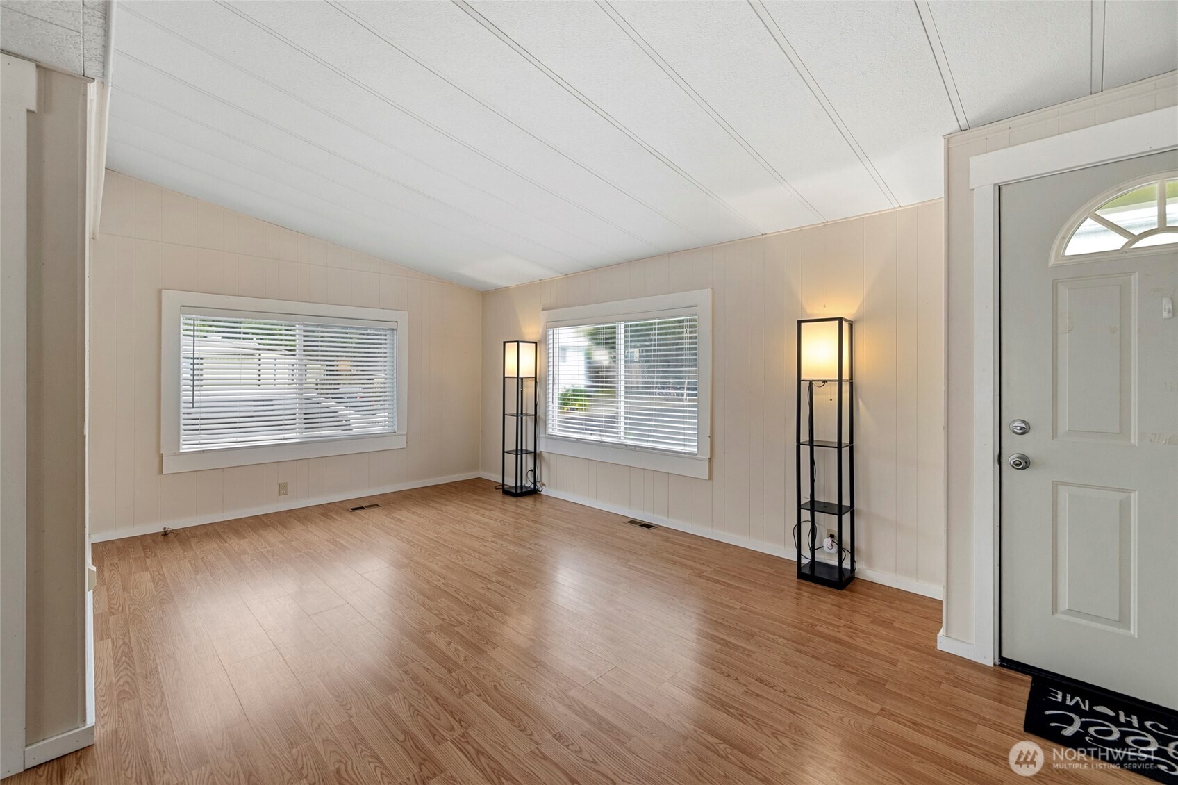 700 NW Crosby #127, Oak Harbor, WA 98277