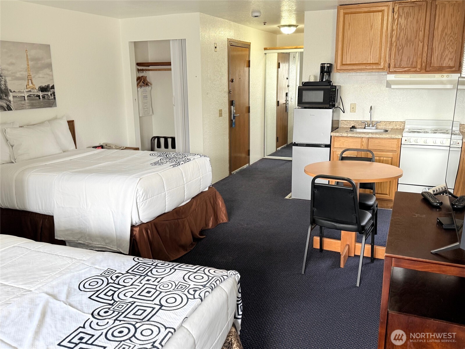 1120 N 91st Street , Seattle, WA 98103