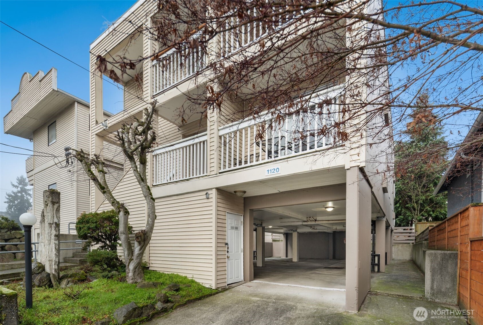 1120 N 91st Street , Seattle, WA 98103