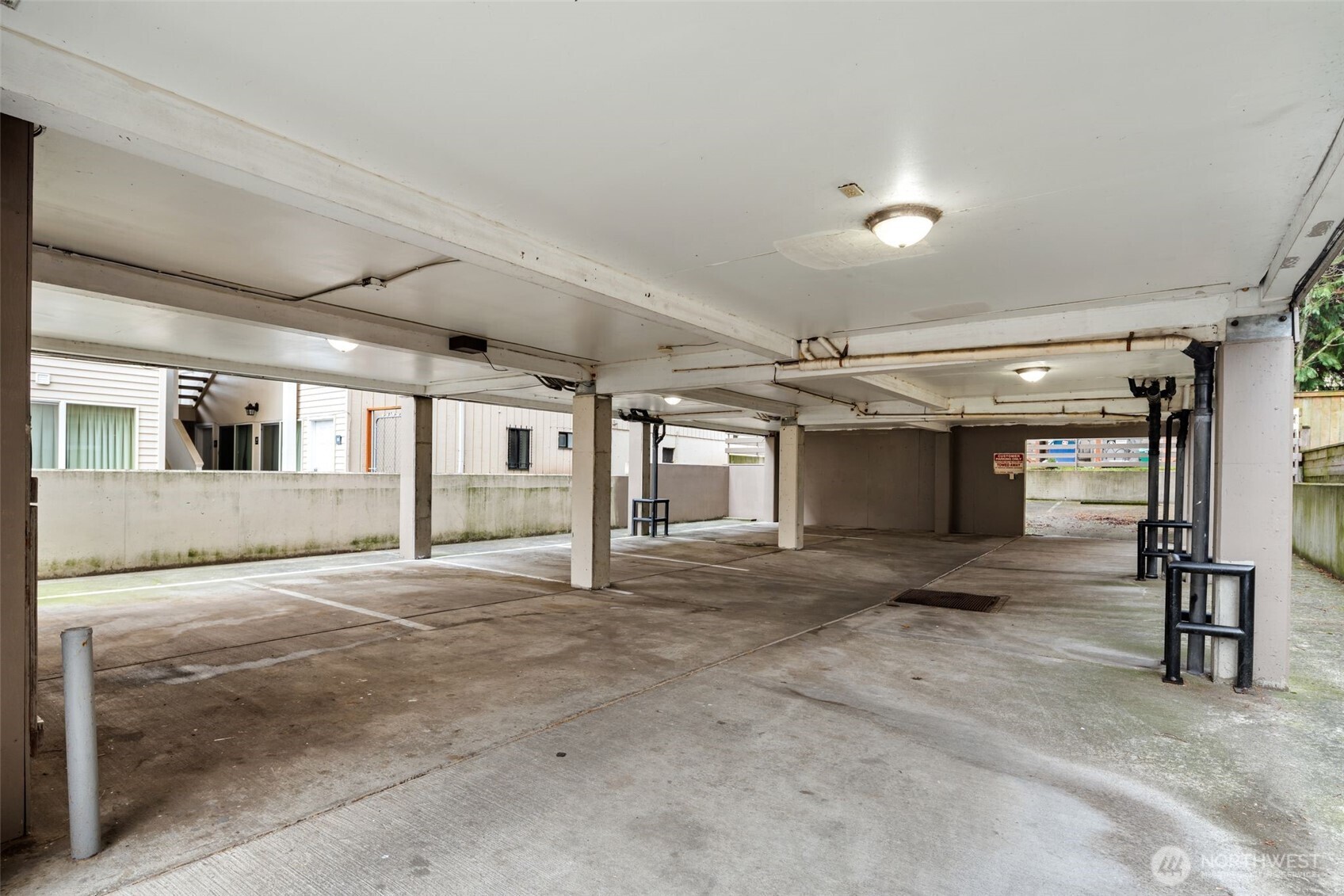 1120 N 91st Street , Seattle, WA 98103