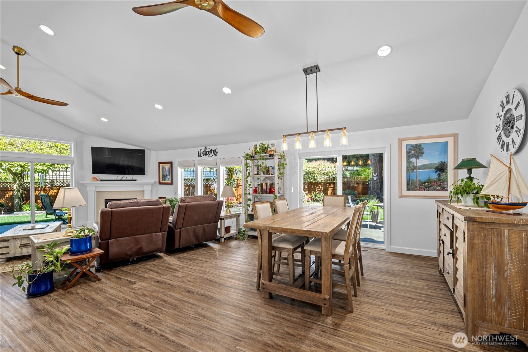 643 Edmonds Way , Edmonds, WA 98020