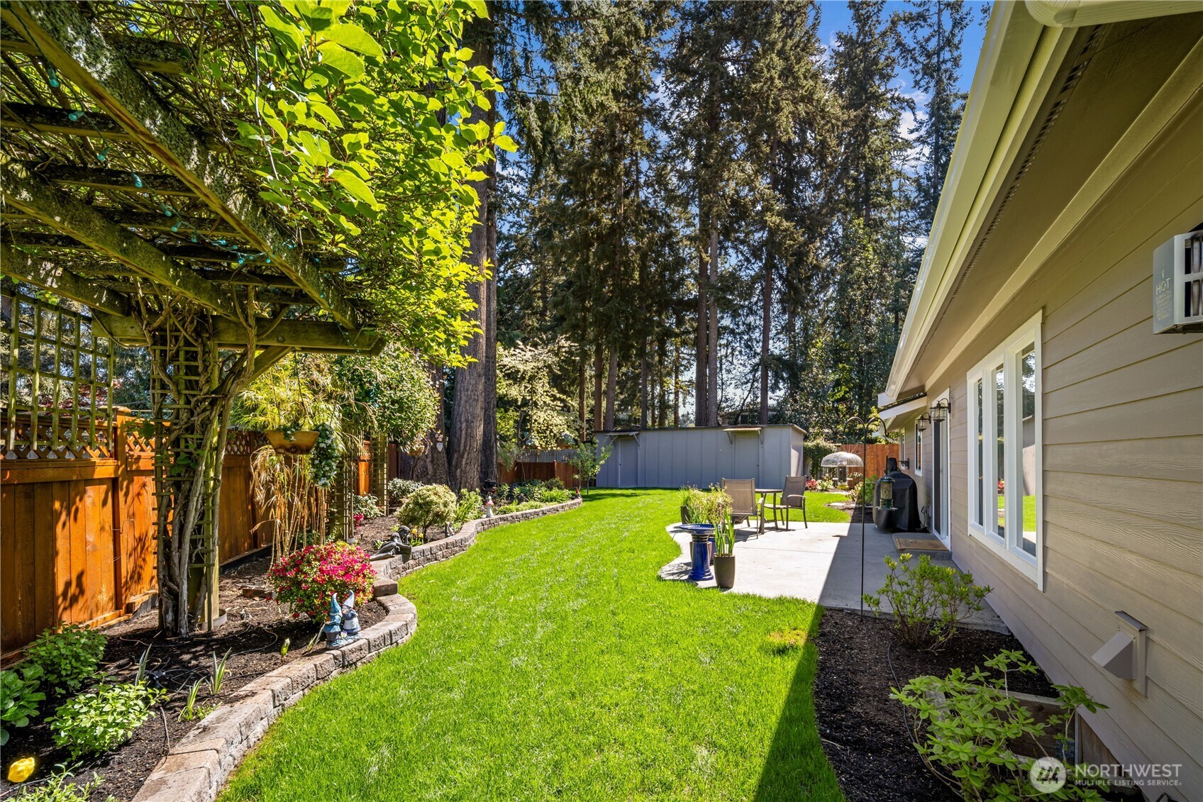 643 Edmonds Way , Edmonds, WA 98020
