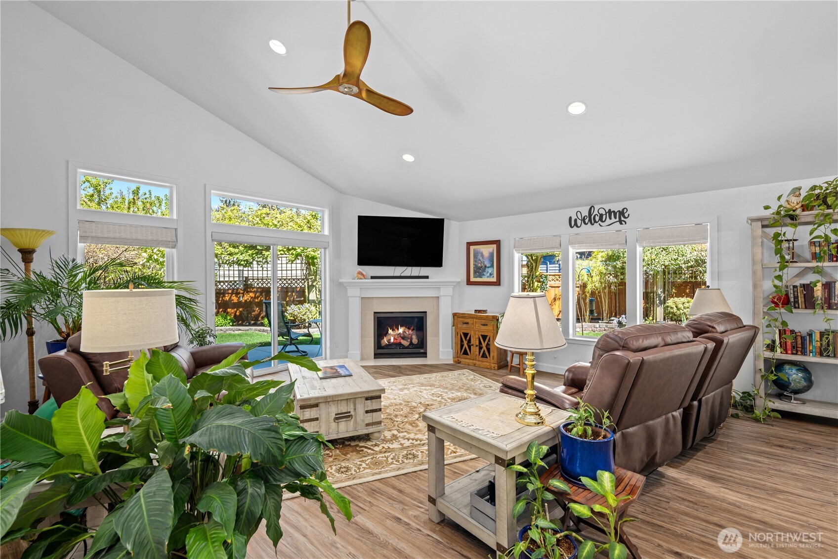 643 Edmonds Way , Edmonds, WA 98020