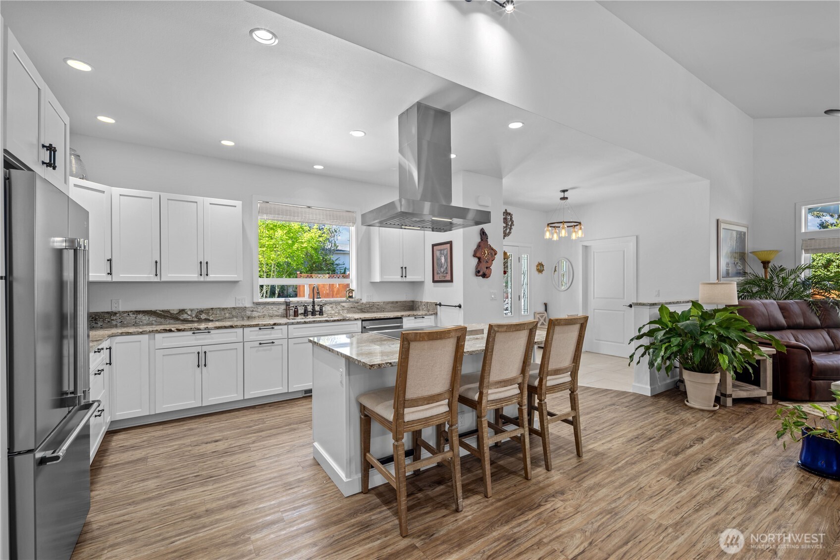 643 Edmonds Way , Edmonds, WA 98020