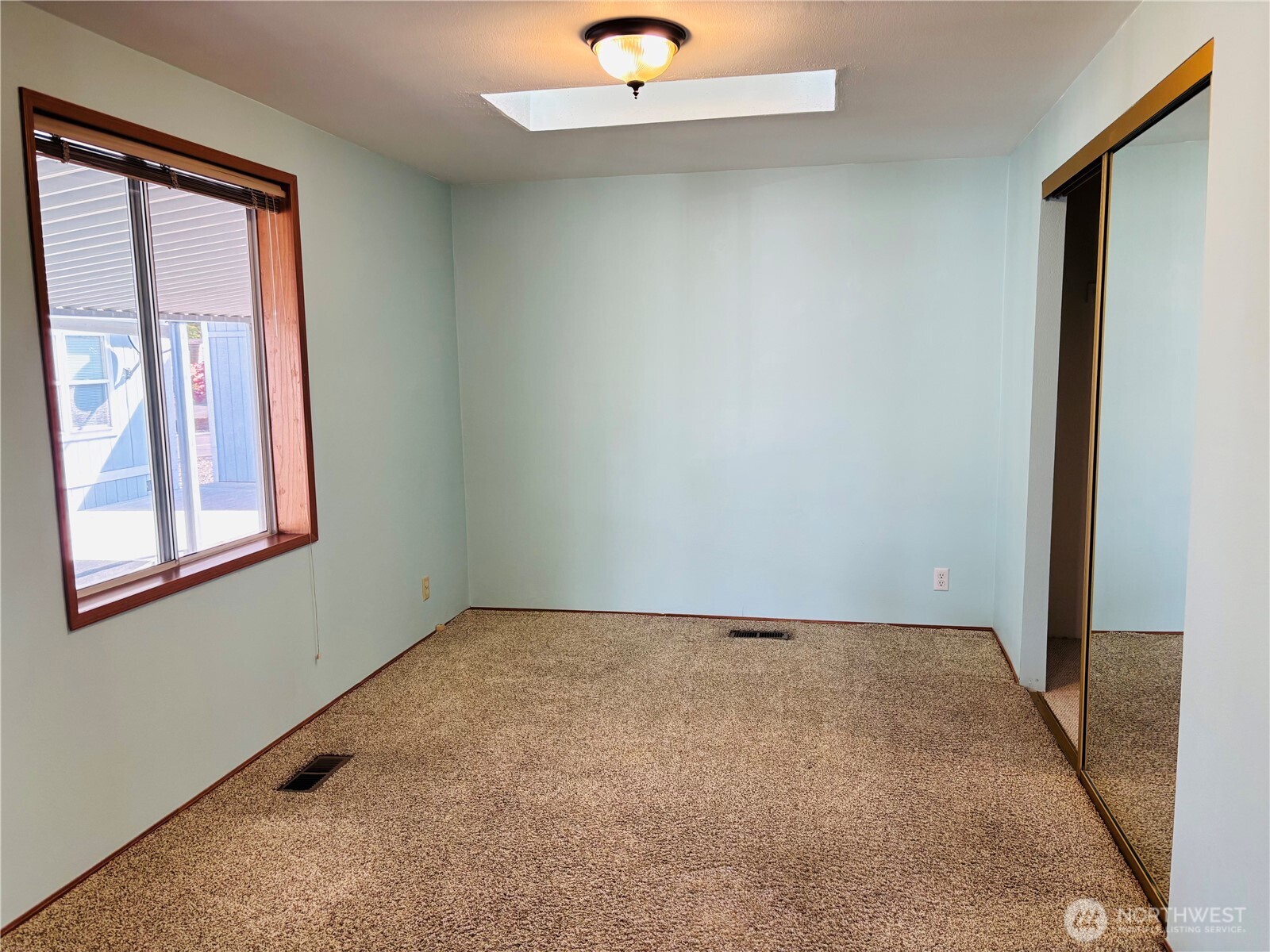 5900 64th Street NE #142, Marysville, WA 98270