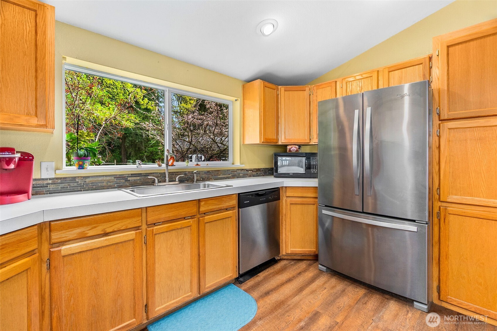 35308 16th Avenue Ct S, Roy, WA 98580