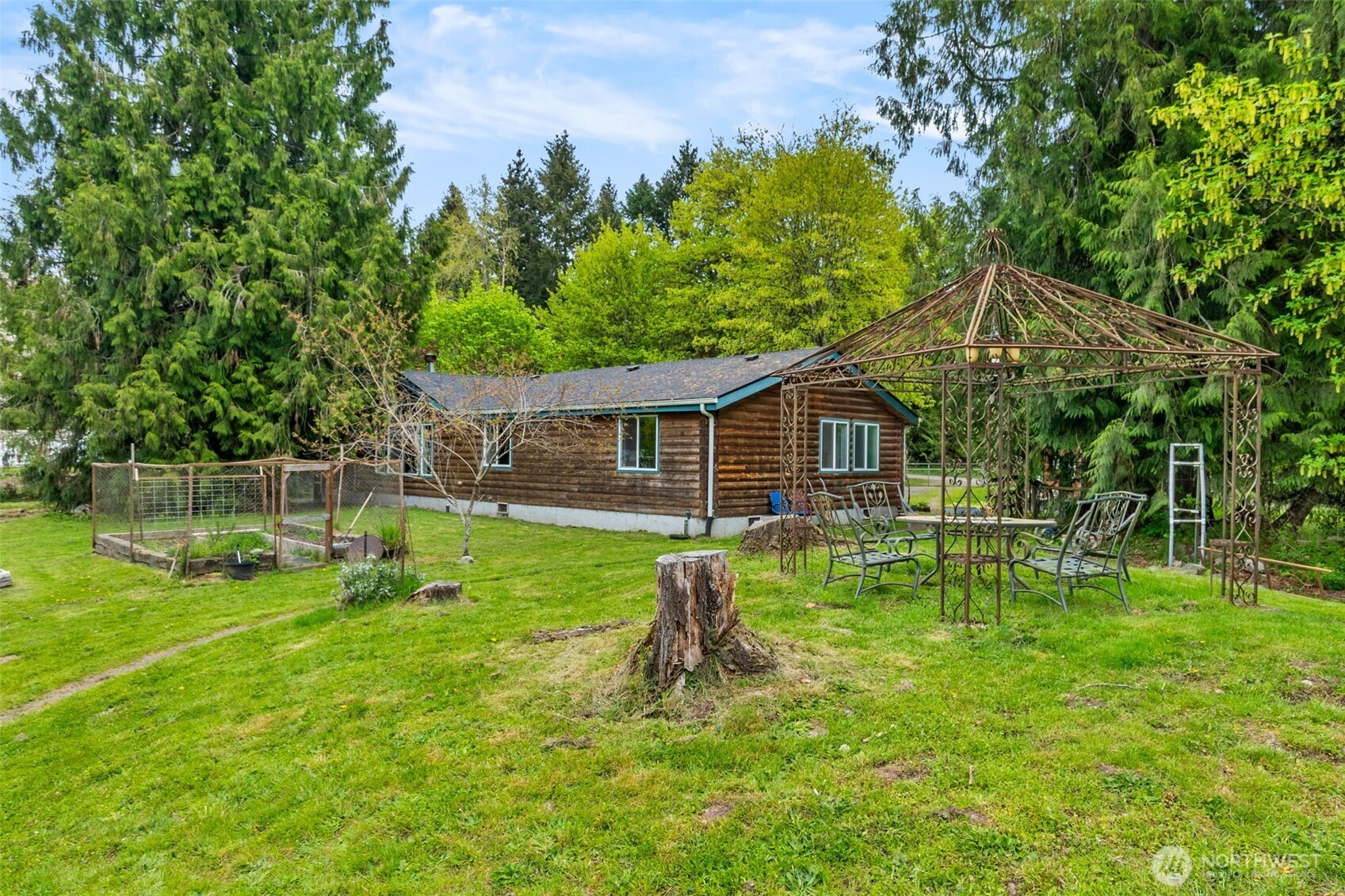 35308 16th Avenue Ct S, Roy, WA 98580