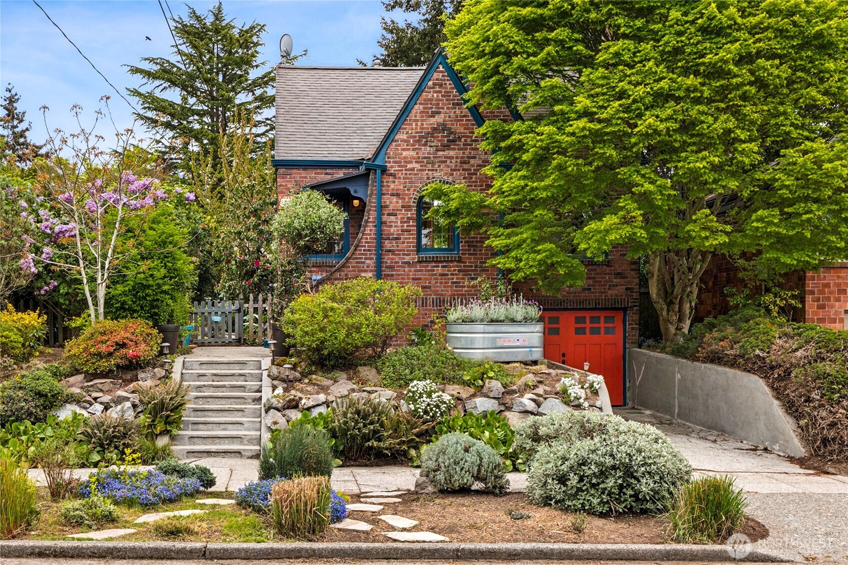 8042 11th Avenue NW, Seattle, WA 98117