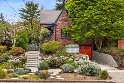 8042 11th Avenue NW, Seattle, WA 98117 - Photo 1