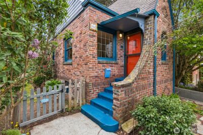 8042 11th Avenue NW, Seattle, WA 98117 - Photo 2