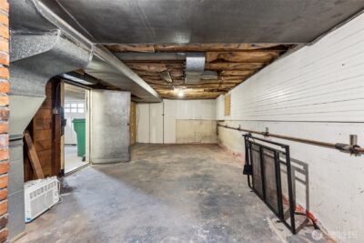 8042 11th Avenue NW, Seattle, WA 98117 - Photo 28