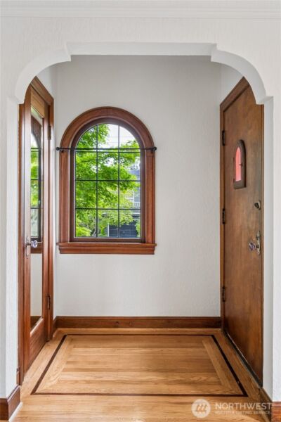 8042 11th Avenue NW, Seattle, WA 98117 - Photo 4