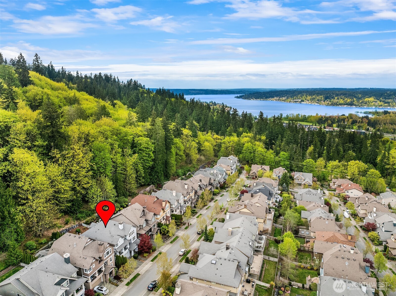 773 Summerhill Ridge Drive NW, Issaquah, WA 98027