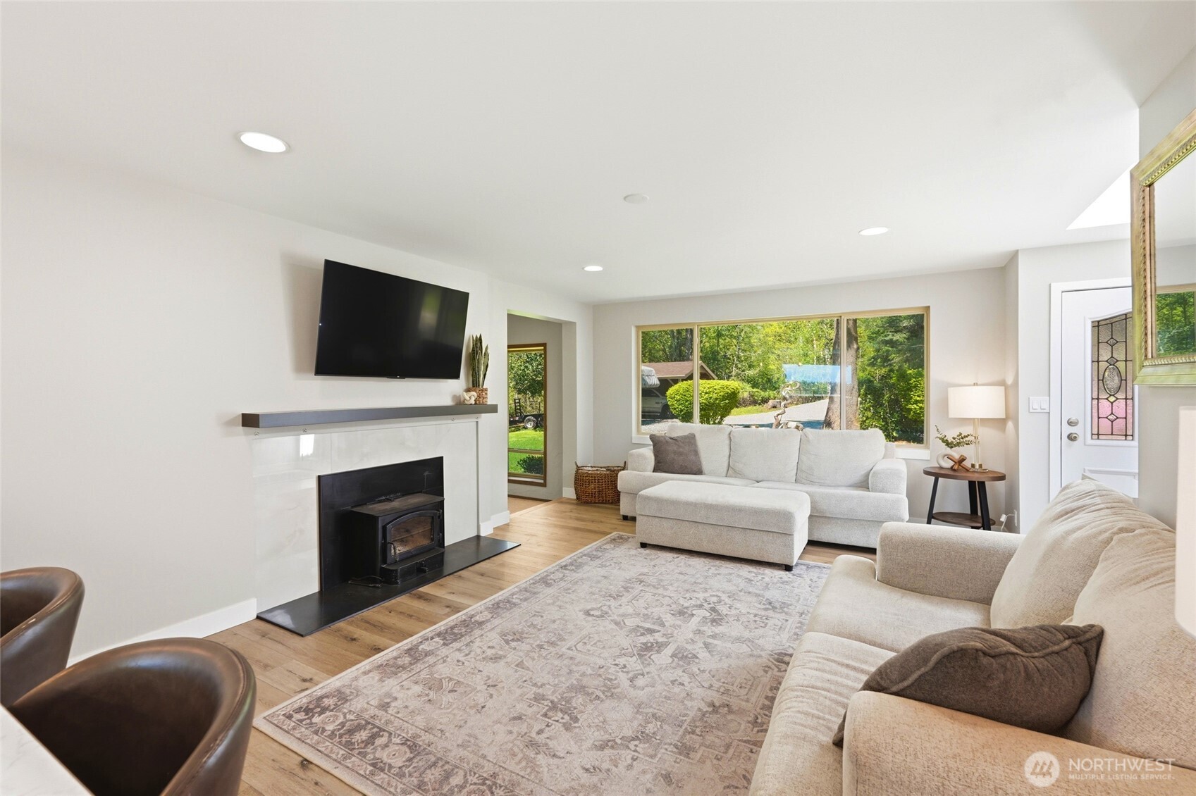 21437 SE 232nd Street , Maple Valley, WA 98038