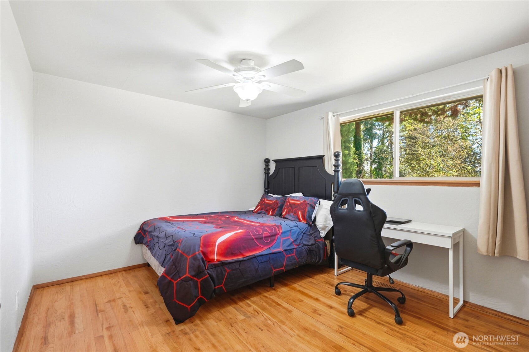 21437 SE 232nd Street , Maple Valley, WA 98038