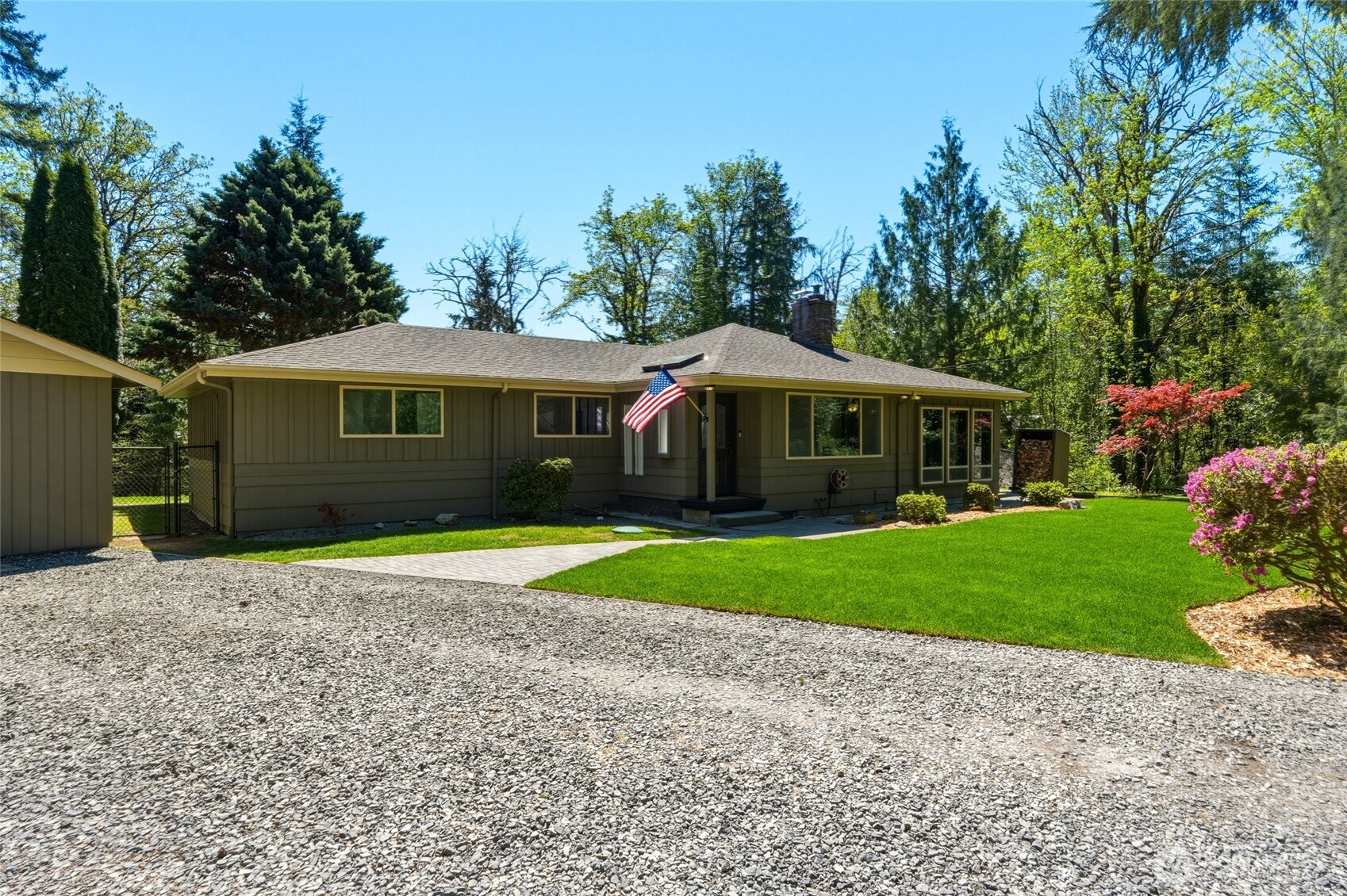 21437 SE 232nd Street , Maple Valley, WA 98038