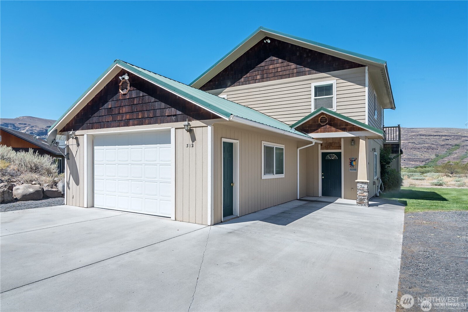 312 SW River Drive , Quincy, WA 98848