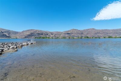 312 SW River Drive , Quincy, WA 98848 - Photo 12