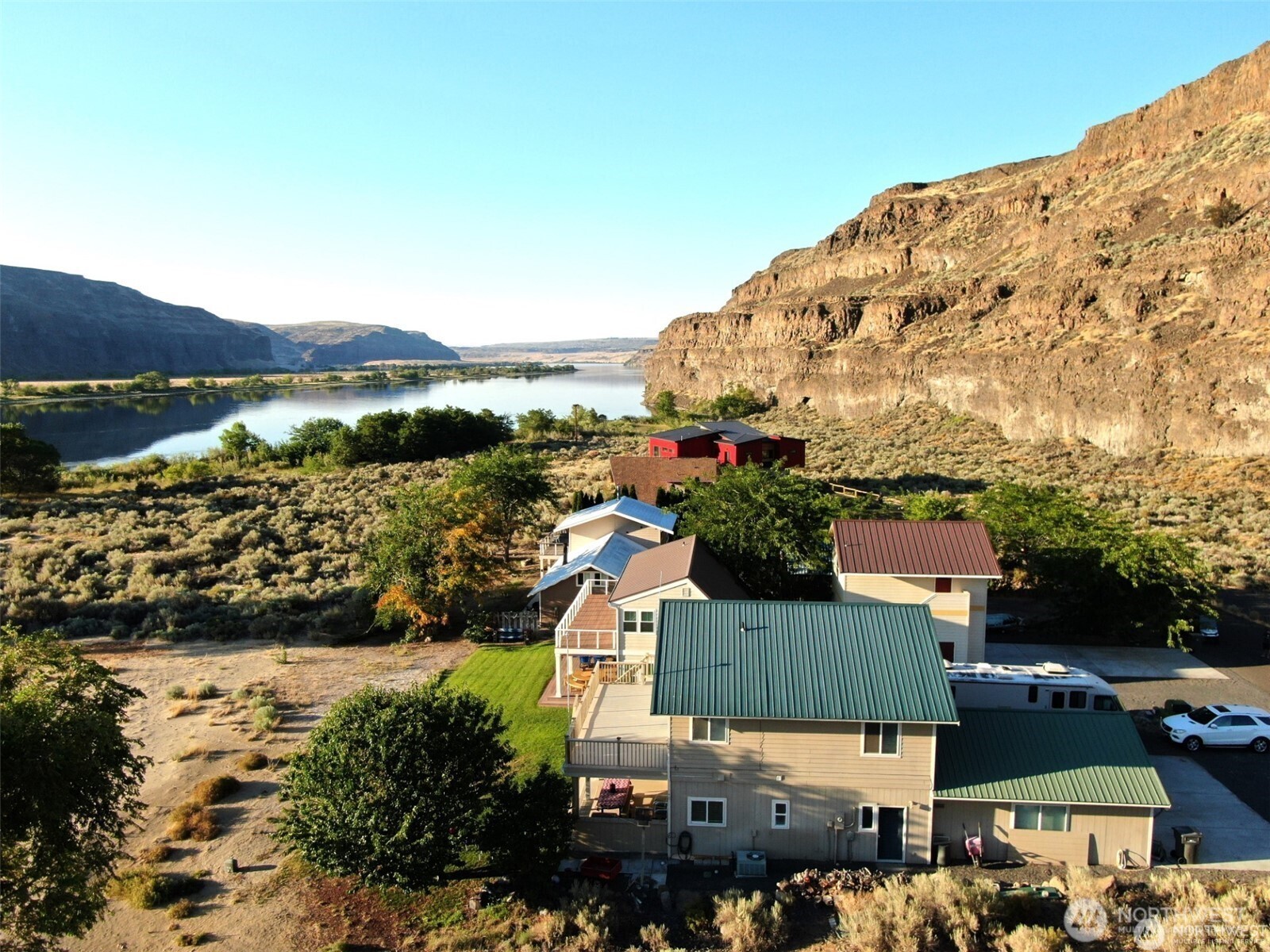 312 SW River Drive , Quincy, WA 98848