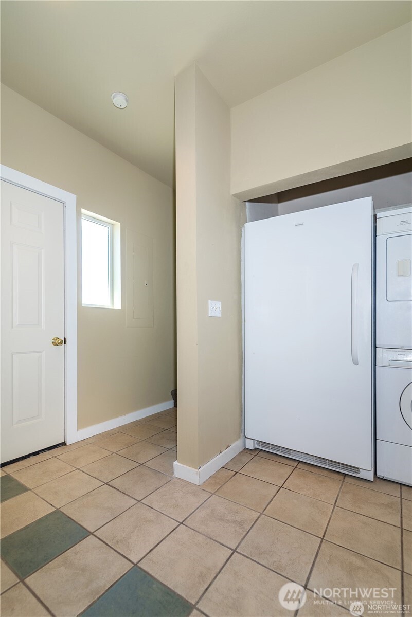 312 SW River Drive , Quincy, WA 98848