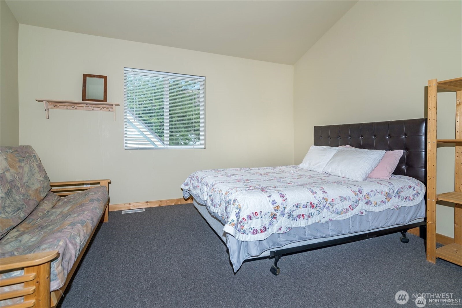 312 SW River Drive , Quincy, WA 98848