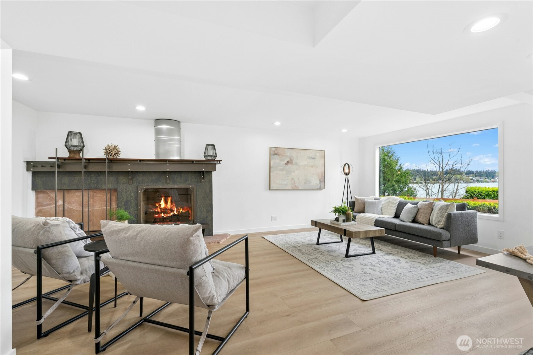 8953 NE 116th Place , Kirkland, WA 98034-6114