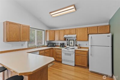 20415 120th St Ct E, Bonney Lake, WA 98391 - Photo 7