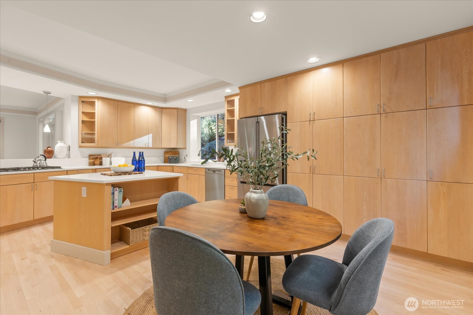 2290 140th Way SE, Bellevue, WA 98007