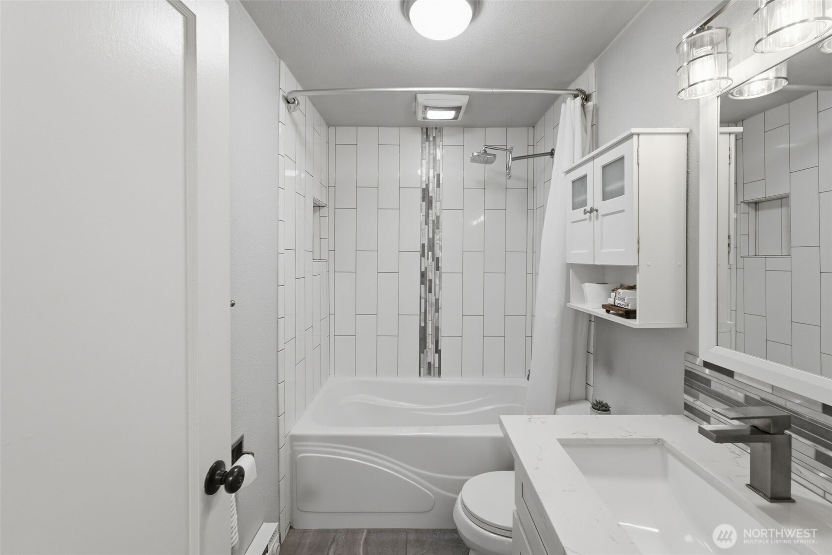 1202 E 54th Street , Tacoma, WA 98404