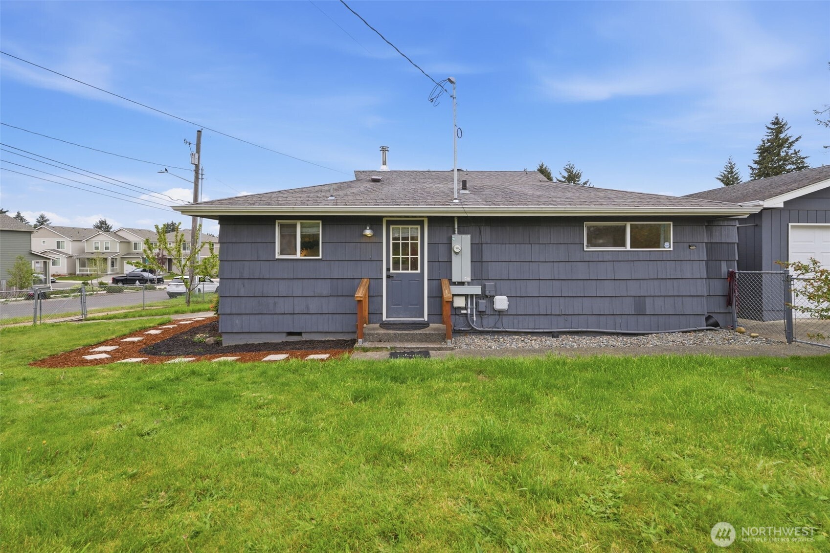 1202 E 54th Street , Tacoma, WA 98404