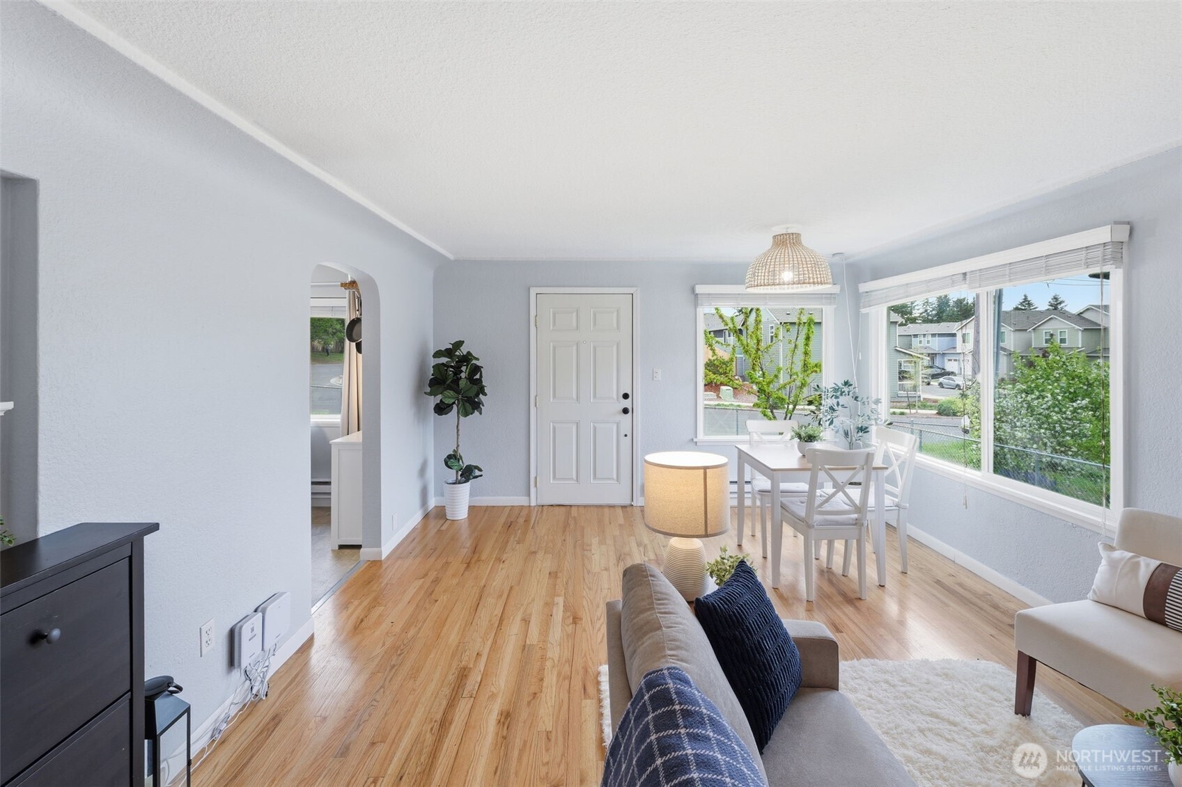 1202 E 54th Street , Tacoma, WA 98404