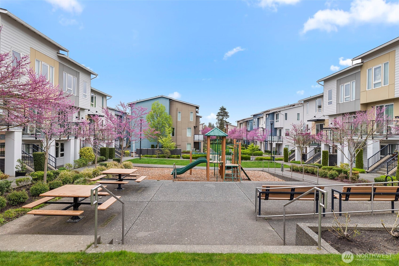 14590 36th Avenue NE, Lake Forest Park, WA 98155