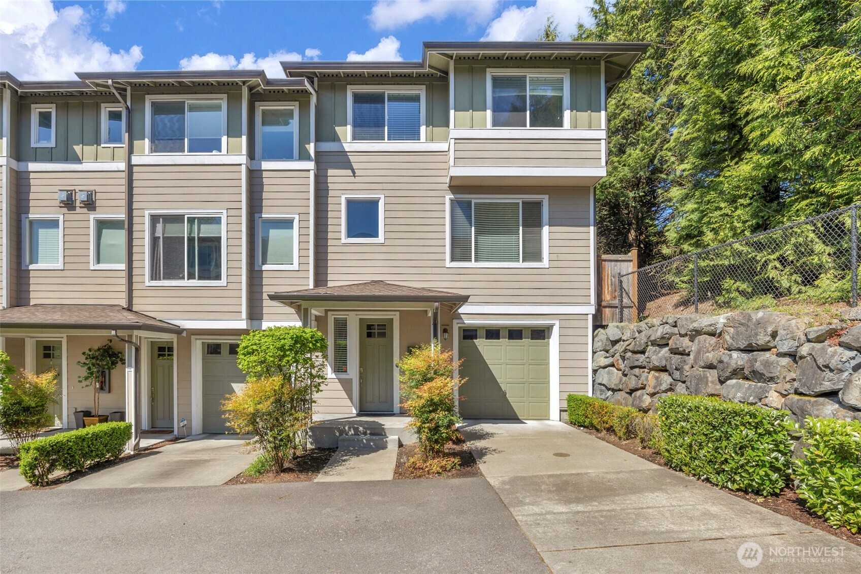 2115 201st Place SE #O105, Bothell, WA 98012