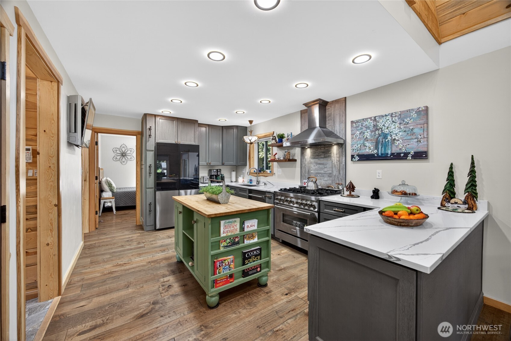 281 -32 Cannon Road , Packwood, WA 98361