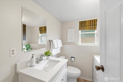 14125 126th Place NE, Kirkland, WA 98034 - Photo 16
