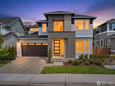 8586 121st Place SE, Newcastle, WA 98056 - Photo 1