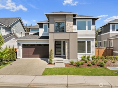 8586 121st Place SE, Newcastle, WA 98056 - Photo 2