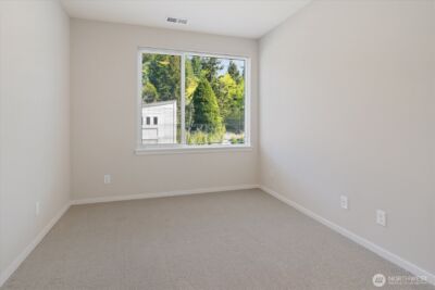 8586 121st Place SE, Newcastle, WA 98056 - Photo 31