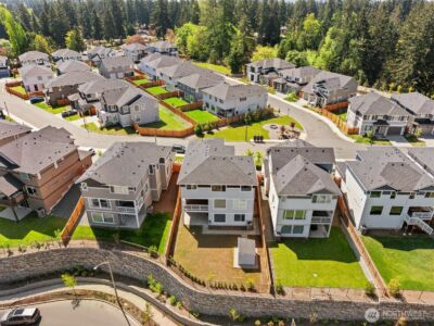 8586 121st Place SE, Newcastle, WA 98056 - Photo 40