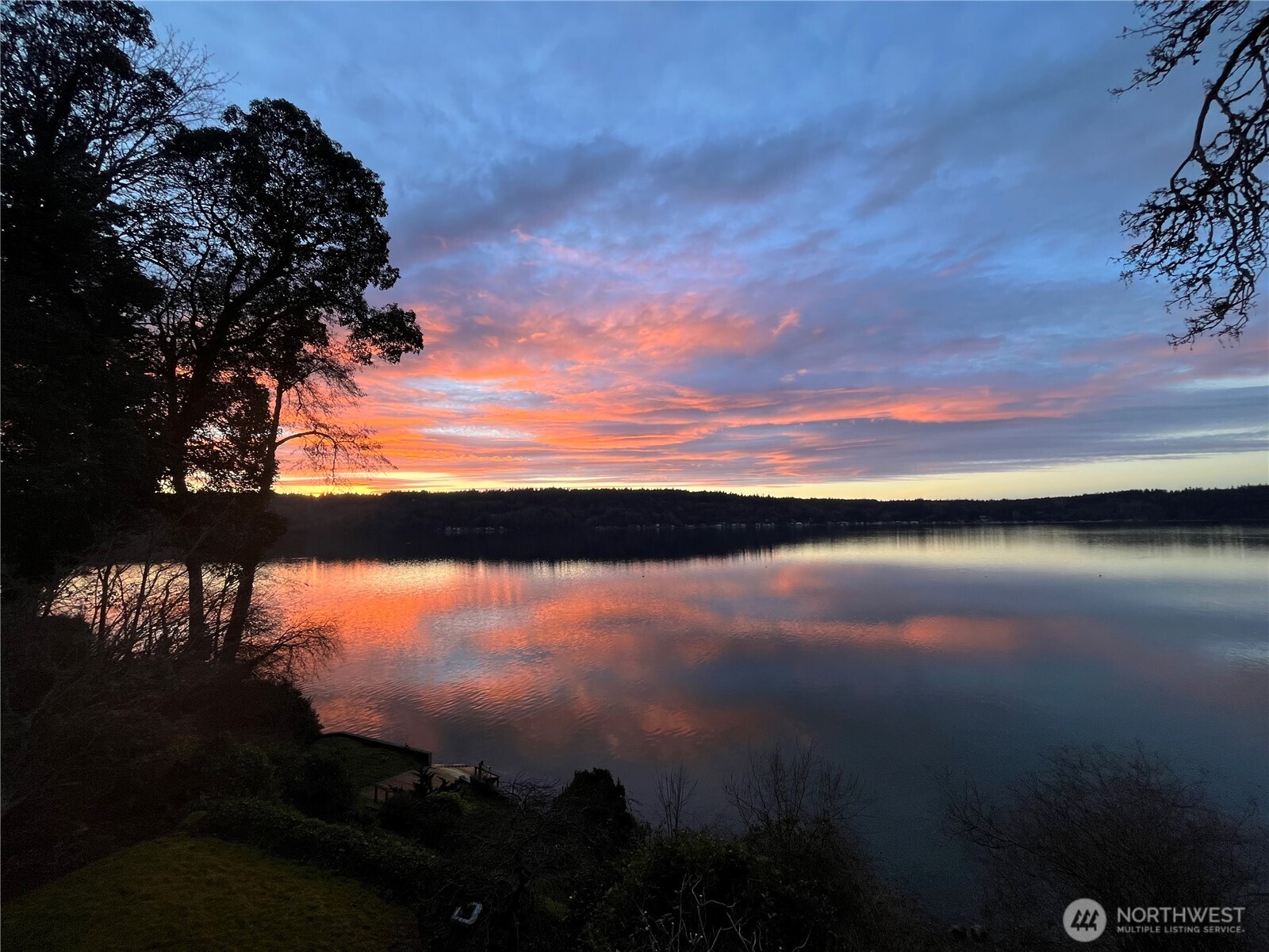 10153 SW 263rd Street , Vashon, WA 98070