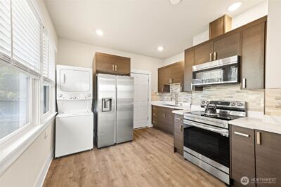 1413 26th Avenue , Seattle, WA 98122-3101 - Photo 12