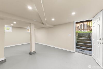 1413 26th Avenue , Seattle, WA 98122-3101 - Photo 29